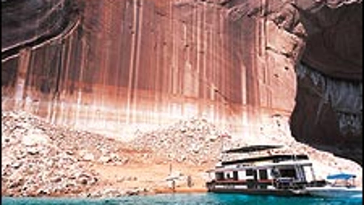 Why Queen of the Damned Still Matters Decades Later