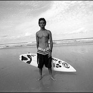 Rob Machado, Surfer, Winner of the 2000 Pipeline Master. Lacanau, France. July, 1999.