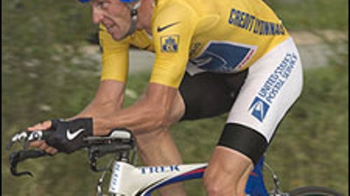 Lance Armstrong won his fifth stage Saturday, virtually clinching an unprecedented sixth victory in the 2004 Tour