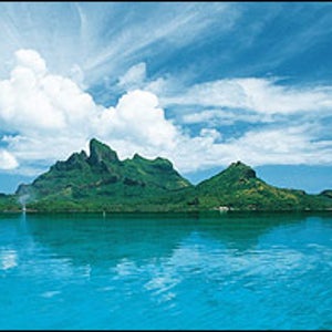 Visions of Oceania: cruising toward the peaceful shores of Bora-Bora