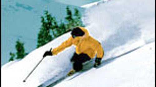 Slicing through powder at Copper Mountain