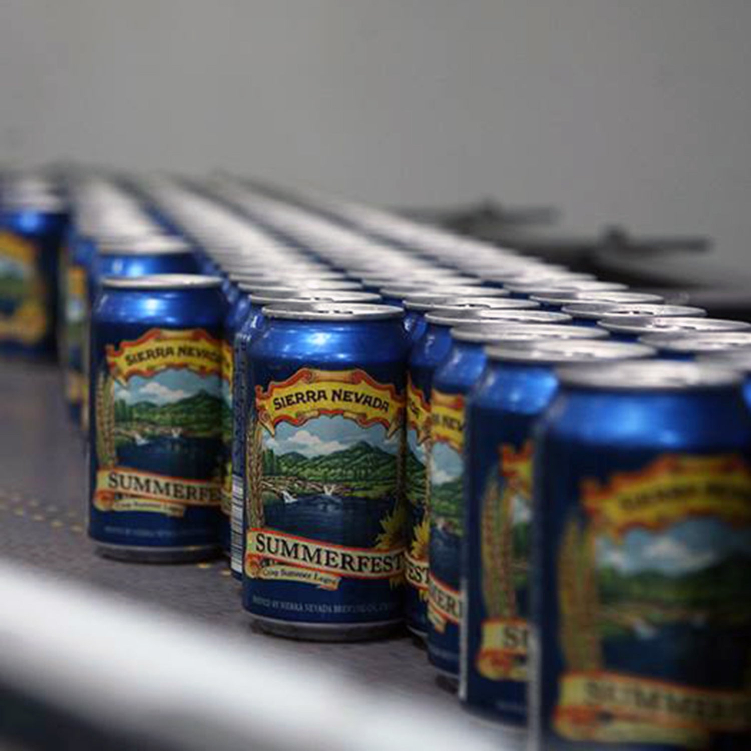 sierra nevada summerfest lager outside canned beer