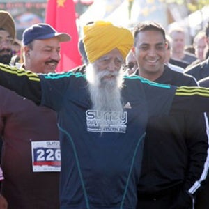 Fauja singh 101 marathon endurance Turbaned Tornado England India running