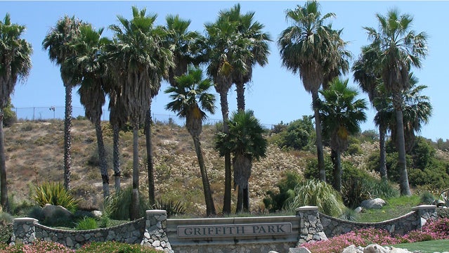 Welcome sign at Griffith Park's northwest entrance.