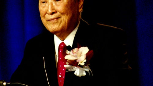 Moon giving a public speech in Las Vegas.