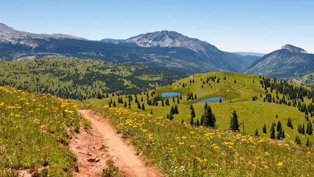 collegiate loop trail colorado hiking trails outside travel awards