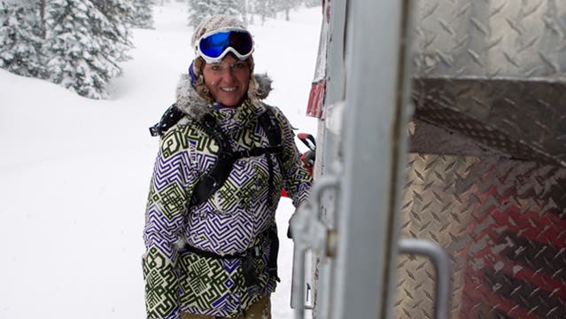 burton donna snowboard Bataleon Push Up + HW Snowboard Bindings the womens Burton Feelgood Snowboard sets you up for success See Pakistan through the eyes