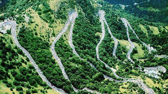 The famous switchbacks of Alpe d’Huez.