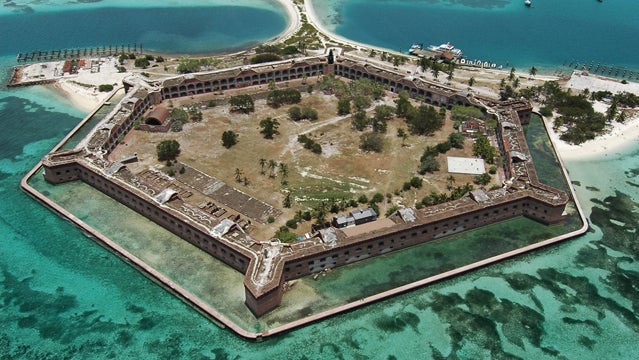 FLORIDA KEYS TRAVEL FORT JEFFERSON DRY TORTUGAS DRY TORTUGAS NATIONAL PARK