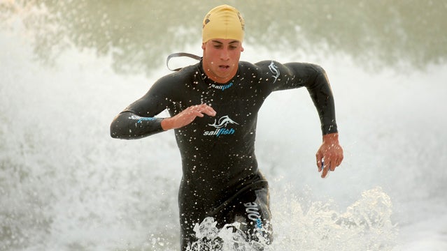 triathlon wetsuit running