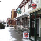 Specialized sent a letter demanding that the name of the shop Caf茅 Roubaix be changed.
