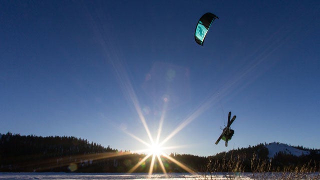 Derek Brown California Snowkiting snowboard ski California Sierra Snowkite Center