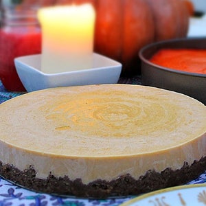 Almost-raw vegan pumpkin pie from ultraman Rich Roll.