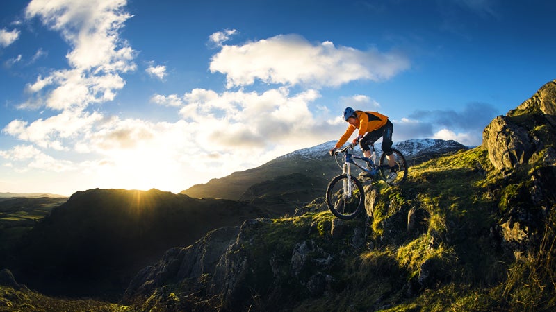 A rider puts the world's first 3D-printed metal bike frame through its paces.