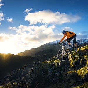A rider puts the world's first 3D-printed metal bike frame through its paces.