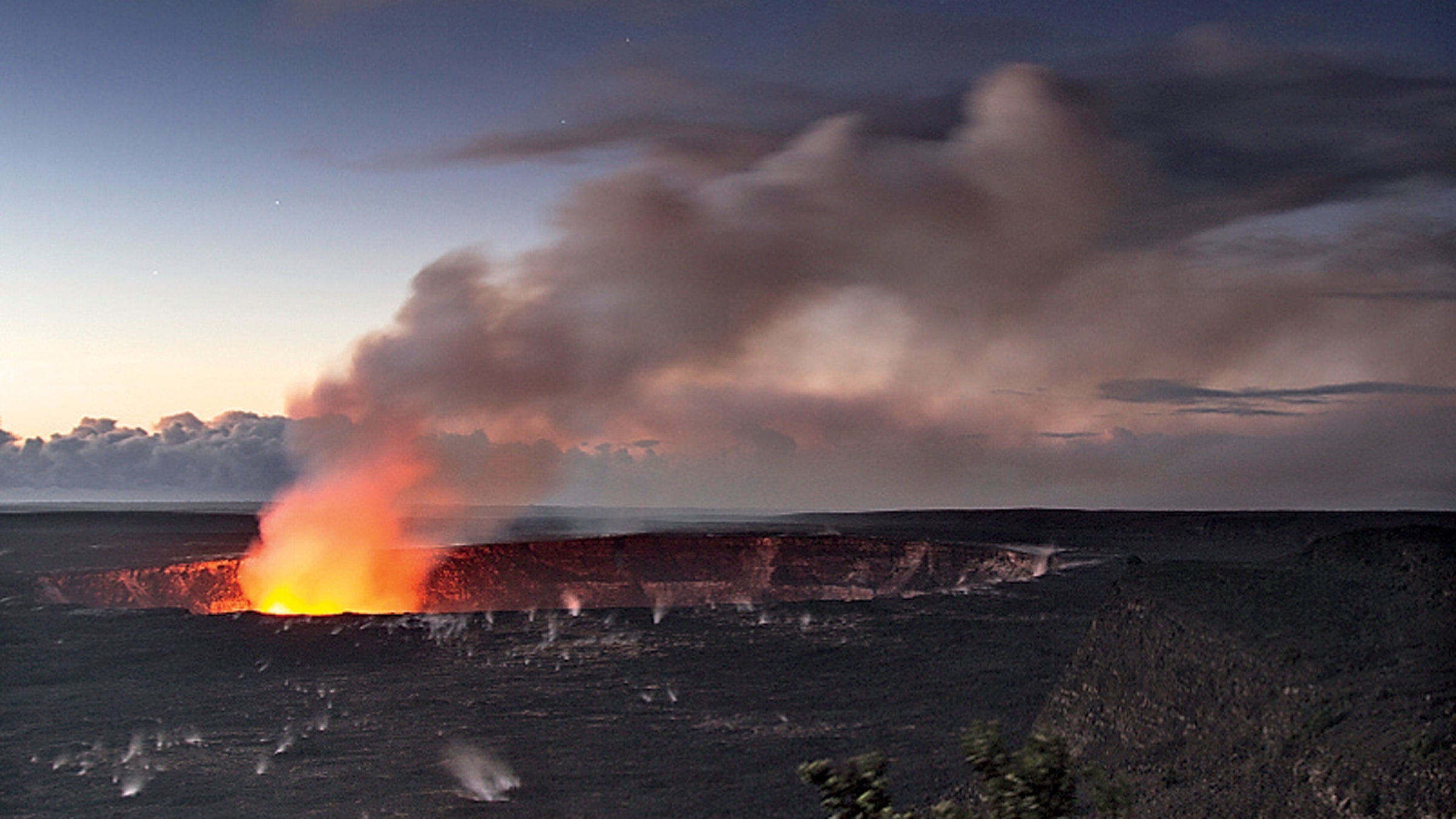 Nature's own truly thrilling pyrotechnic display: the Kilauea Crater.