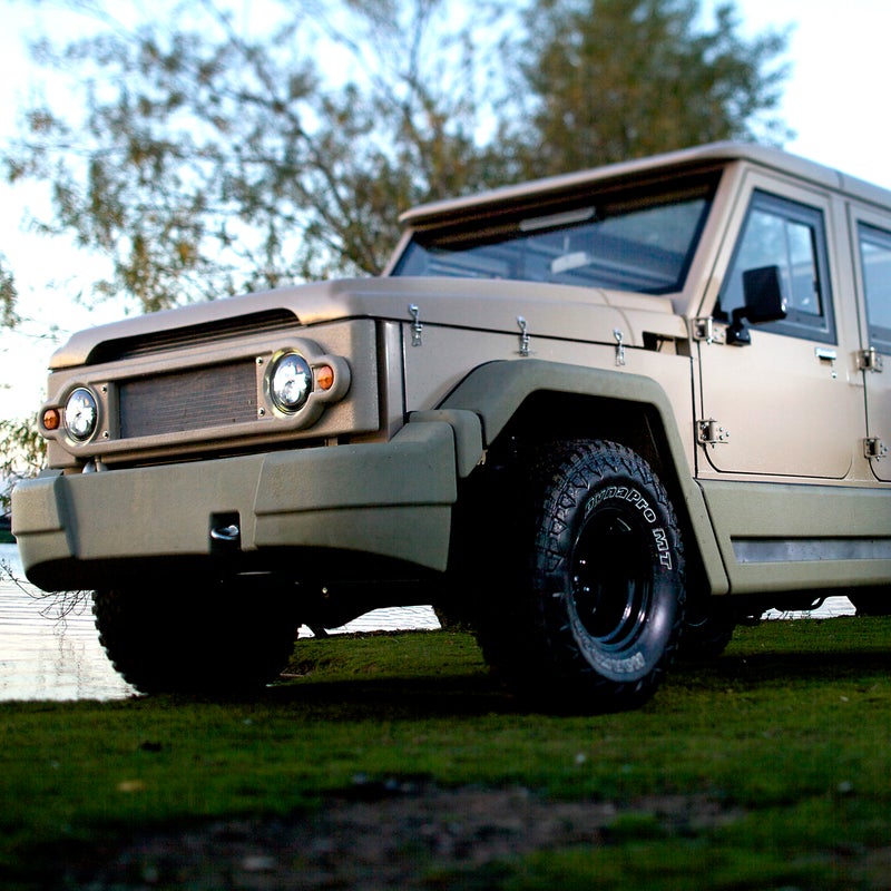 Yes, you read that right. The Amphicruiser is an amphibious 4x4 car (boat?) that takes your from land to water with the push of a button. Read more.