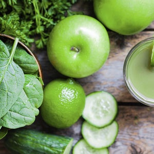 veggies green smoothie OutsideOnline fitness nutrition