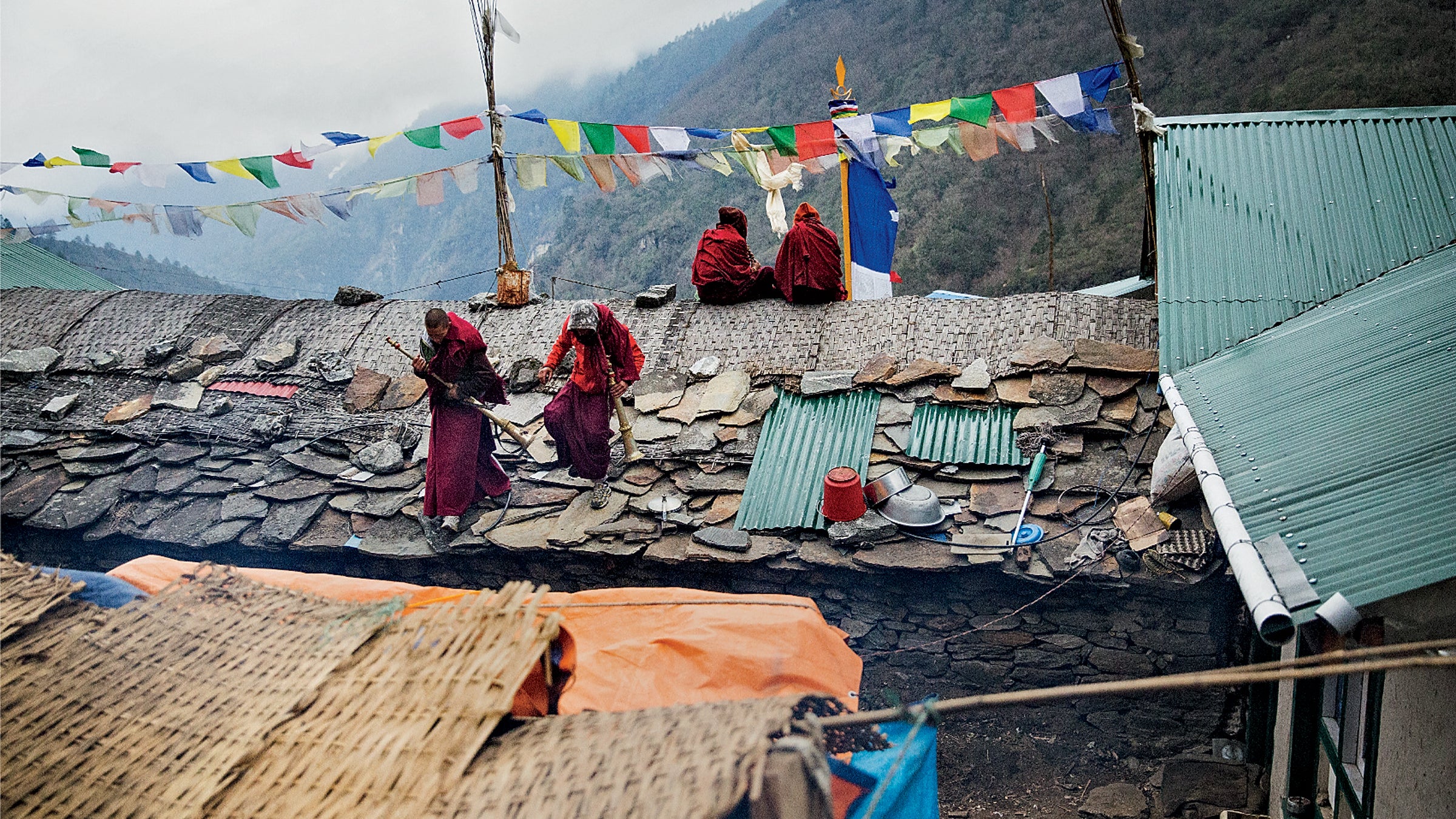 Outside Online Live Chat Everest Grayson Schaffer