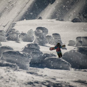 CITY COUNTRY OF EVENT Canada D.CARLIER EVENT MEN PHOTOGRAPHER RIDERS Revelstoke SAMMY LUEBKE - USA SNOWBOARD Swatch Freeride World Tour Reve Viewfinder Outside Online Snow pillows
