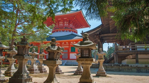 shrine japan Kumano Kodō osaka shinto buddhism Kii Mountain Range Nakahechi Takahara outside magazine outside online base camp travel organic hotel Kiri-no-Sato Temple of the Diamond Mountain