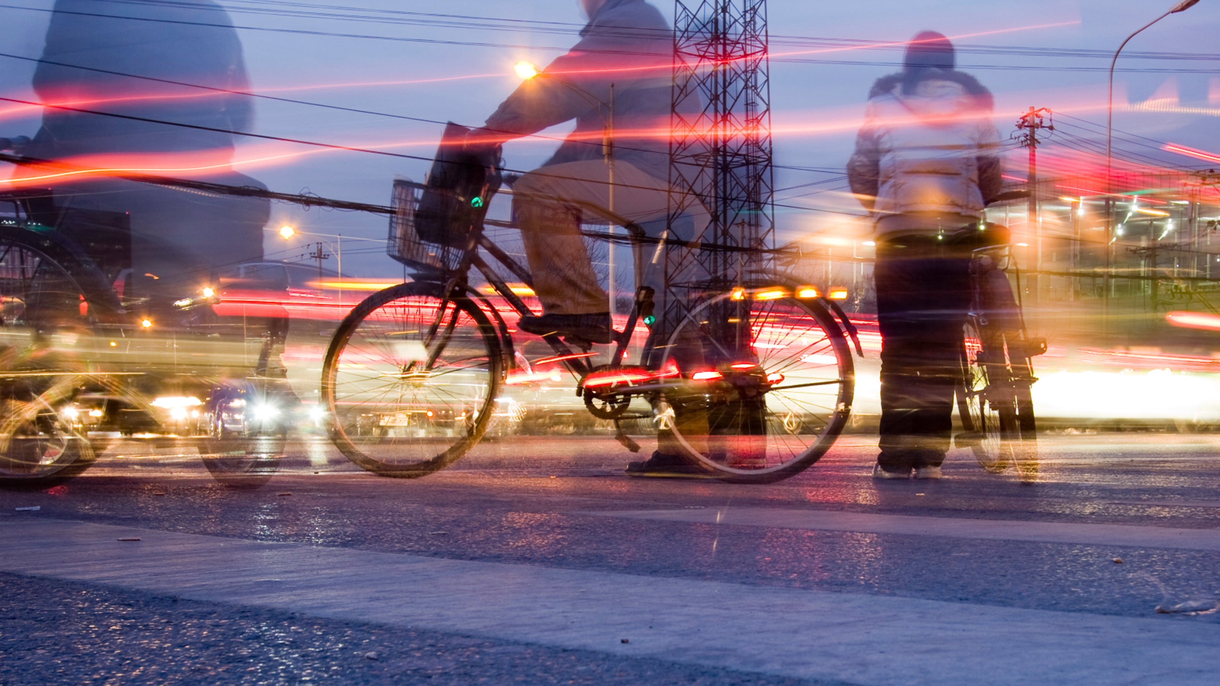 veloloop traffic light stoplight cycling bike commuting road bike urban cycling pro shop outside outside magazine outside online