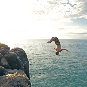 cliff diving outside magazine outside online the stream adventure neurology neurobiology blue mind red mind wallace j. nichols ocean sea water meditate blue mind conference stress chronic stress