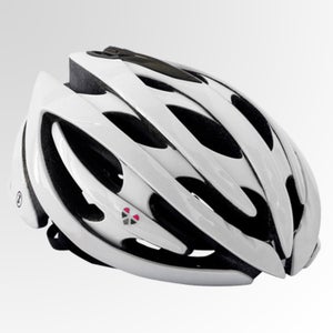 lazer genesis lifebeam heart rate monitor hr monitor outside outside online outside magazine cycle life aaron gulley gear shed rollsys optical sensor chest strap bike helmet cycling bike safety heart rate sensor