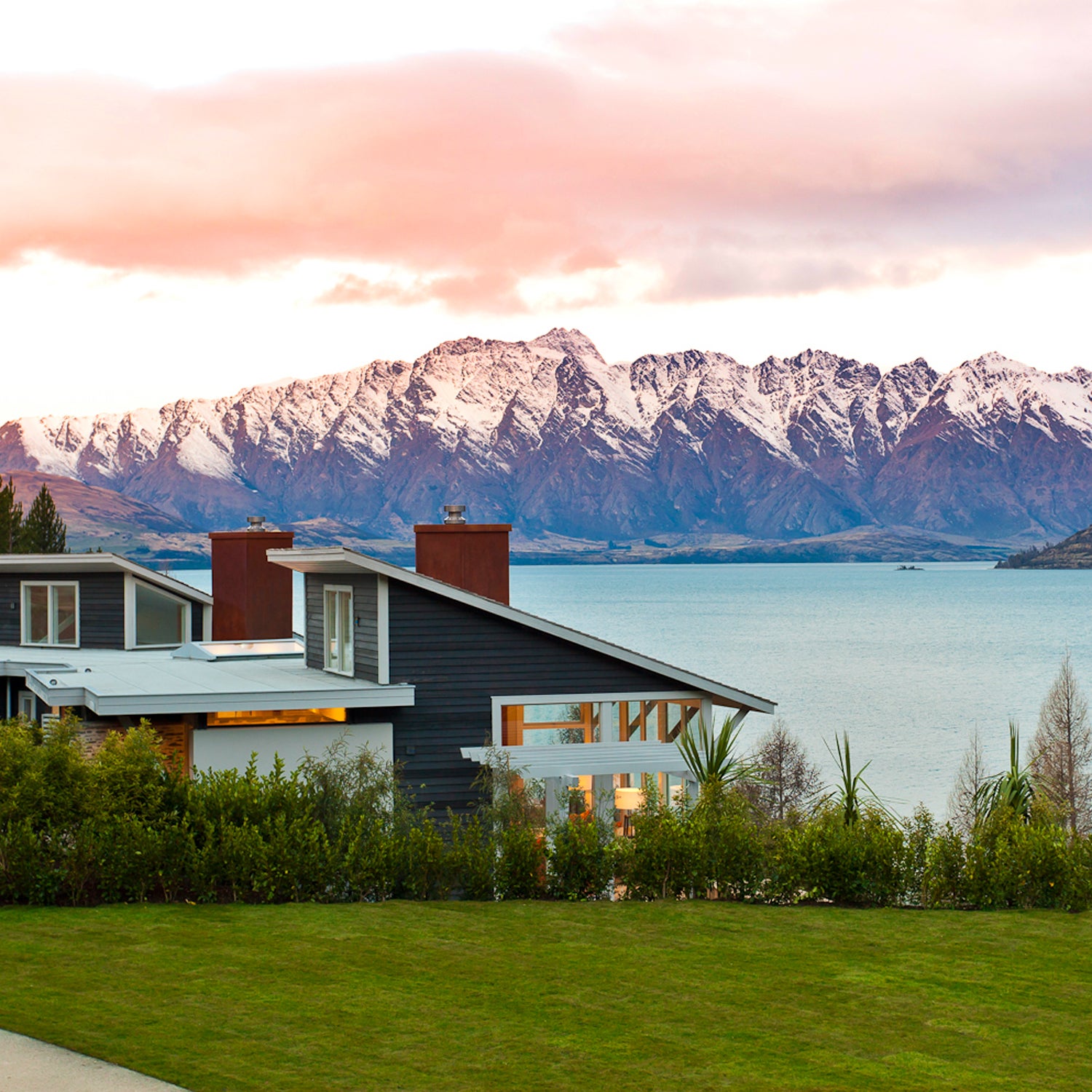 Matakauri Lodge Lake Wakatipu southern alps Queenstown new zealand outside ԹϺ Magazine outside online base camp escapes Milford Sound doubtful sound chris clayton