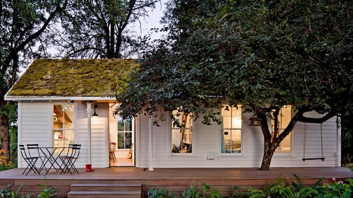 lincoln barbour jessica helgerson katie arnold raising rippers outside outside magazine outside online the current tiny home tiny house sustainable living off the grid odom