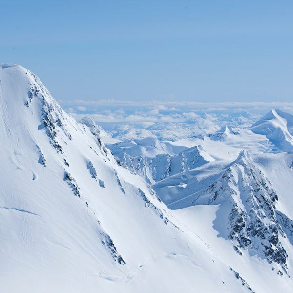 alaska, chugach powder guides, skiing, alyeska resort, chugach range, gulf of alaska, powder, adventure bucket list