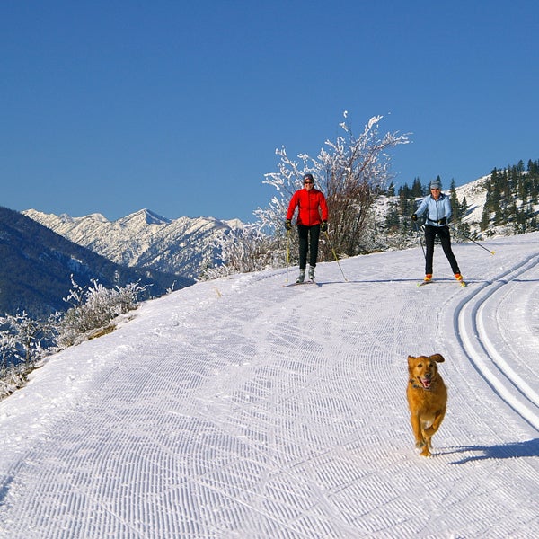 methow valley, washington, sun mountain lodge, skiing, cascade range, adventure bucket list