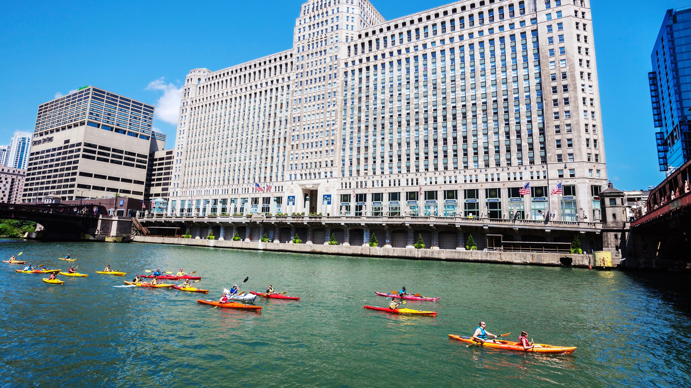 1930s ARCHITECTURE Architectural Detail Architectural Style Art Deco Boat Building Chicago Chicago River City City Break Color Commercial Building Cook County Day Downtown Editorial Famous Place Getaway Horizontal Illinois Landmark Local Landmark Merchandise Mart Midwest Natural Landmark Near North Side OUTDOORS PHOTOGRAPHY People Public Building River Shop Sights Sightseeing Sky Summer Sunny TOURISM TRANSPORTATION Twentieth Century URBAN USA Vintage Wide Angle kayak