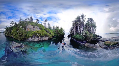 The Wild Within oculus rift gear shed tech talk michael frank british columbia Destination British Columbia Great Bear Rainforest vancouver island outside outside magazine outside online