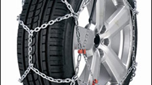 Thule XB16 snow chain