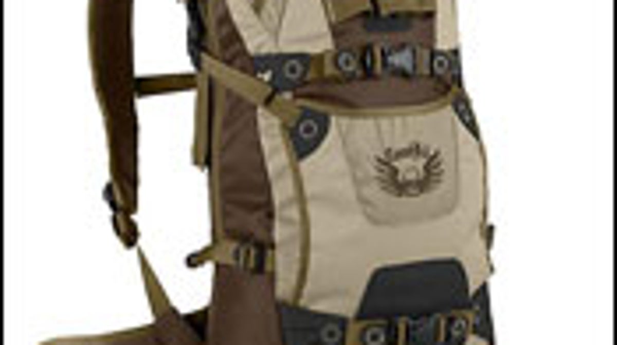 Which hydration pack will prevent liquids from freezing while skiing?