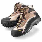 Can you recommend a hiking boot to mitigate heel pain