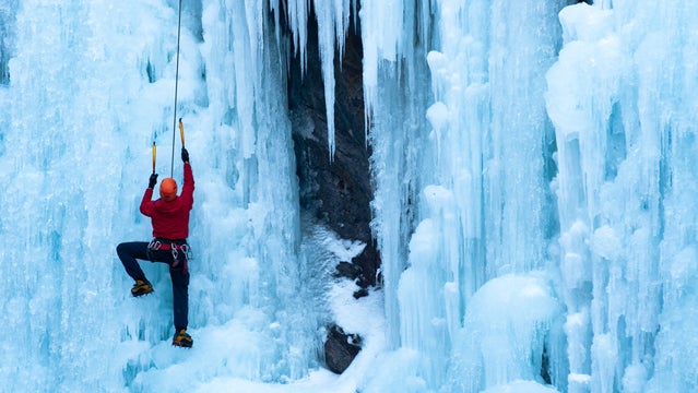 Gear Review for Mountaineering - Crampons - SROM