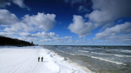 running ice snow winter sea