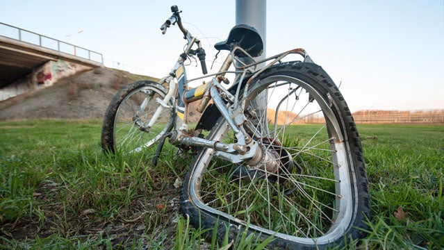 Broken discount mtb frame