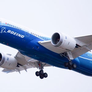 Boeing 787 Dreamliner eco-friendly airplane travel air safety lithium ion battery