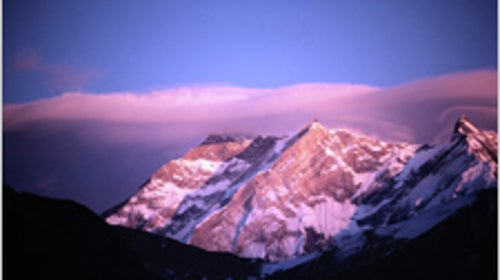 Nepal’s Annapurna Circuit with snow