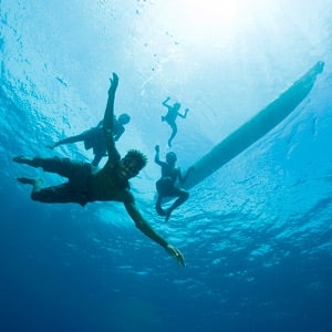 Is there way to snorkel in the South Pacific by boat—without taking a cruise?