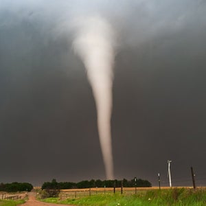 tornado warning time safety