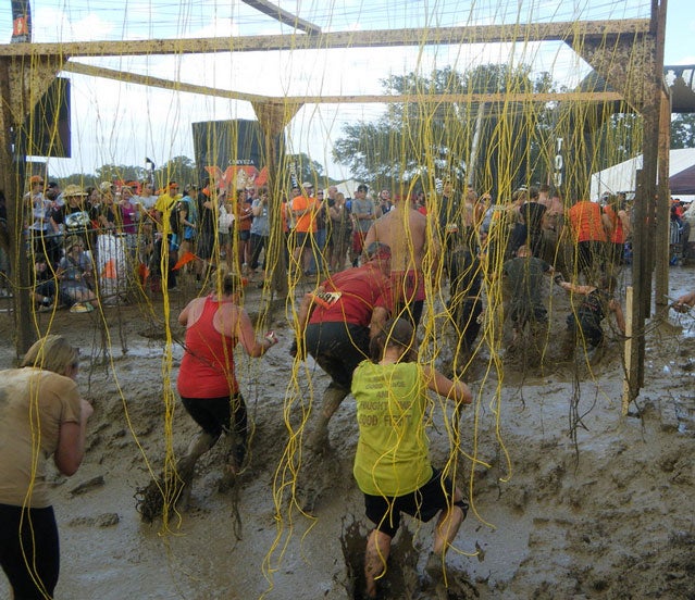 https://cdn.outsideonline.com/wp-content/uploads/migrated-images_parent/migrated-images_77/tough-mudder-shock-therapy_fe.jpg