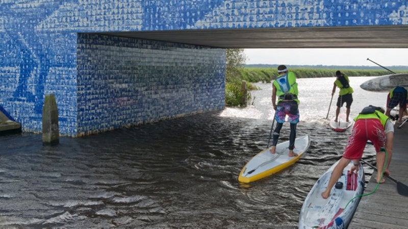 SUP stand-up paddle stand-up paddleboard stand-up paddleboarding ashley biggers travel agent outside magazine outside online escapes netherlands SUP 11-City Tour Anne-Marie Reichman dutch Sloten Workum Franeker Dokkum