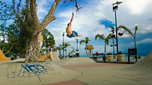 Because outdoorsy geeks are the best kind of geeks.