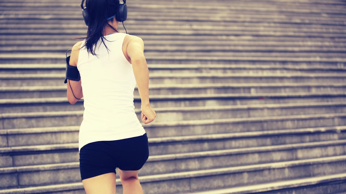 What Type of Music Should I Listen To Before and During a Workout?