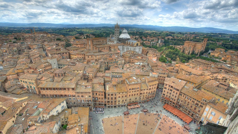 A view of the Italian town Siena, a less crowded alternative to Florence.