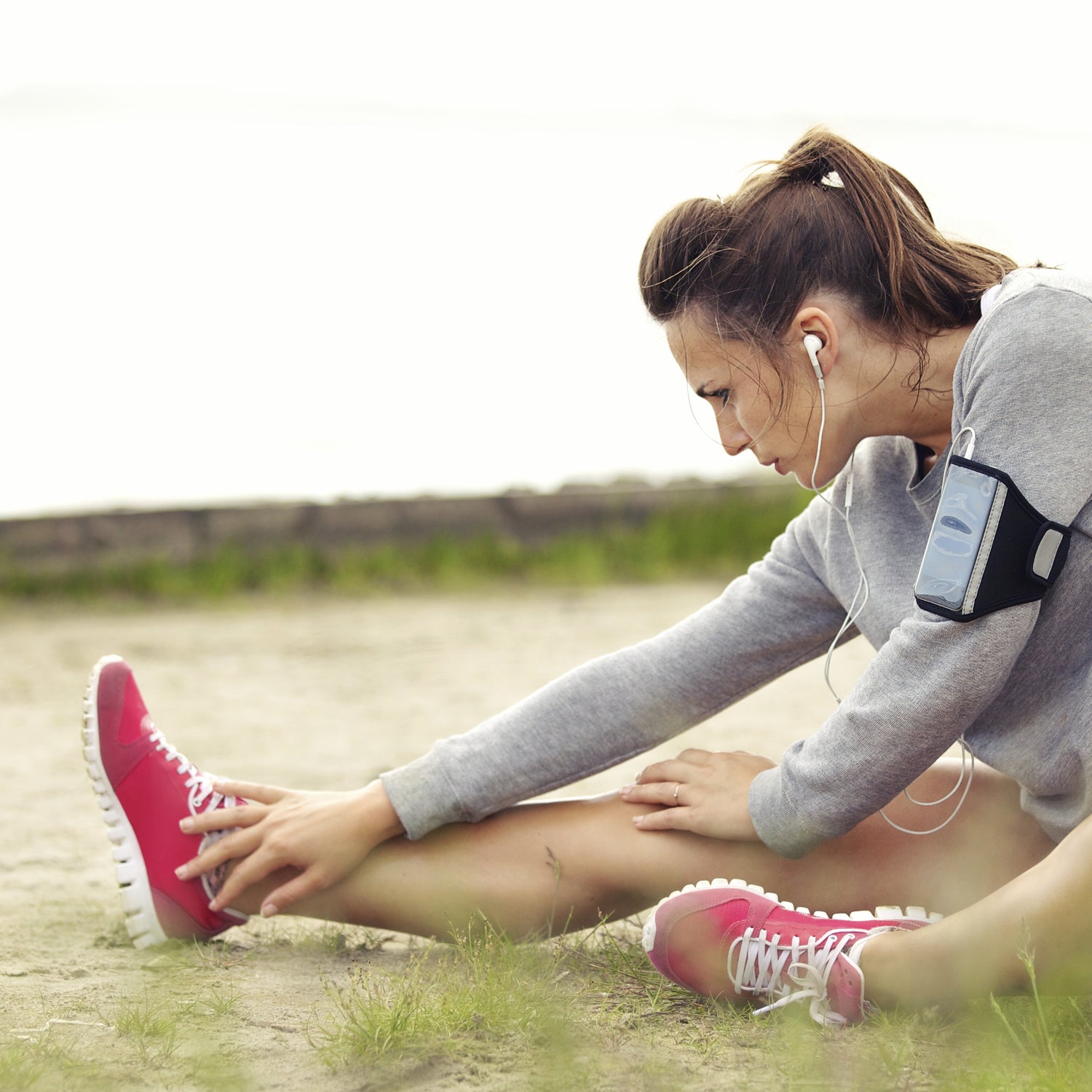 stretching posture alignment spinal column turtle head backjoy sitsmart erin beresini outerside outside online outside magazine fitness foam roller myofascial massage body work